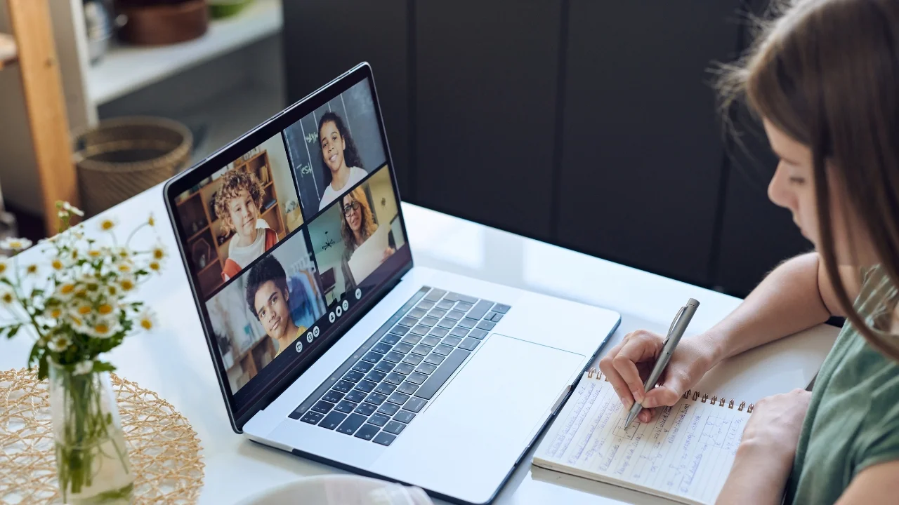 Training And Learning | Intranet portal: Team Collaboration Platform Training and Learning